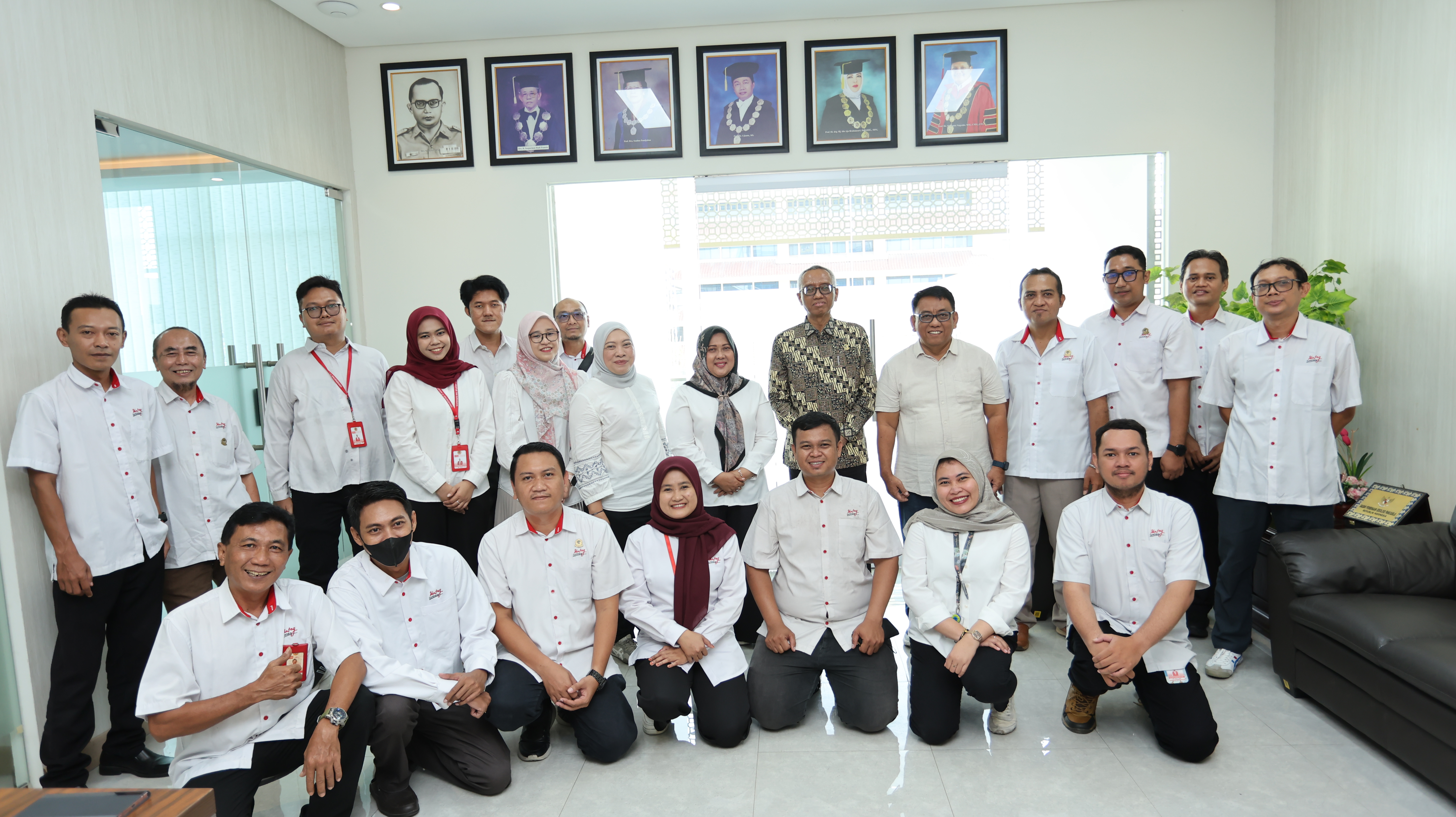 Halal Bi Halal dan Silaturahmi FTEIC dengan Pengurus YPTA dan Rektor Beserta Jajaran